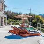 Villa Nana *