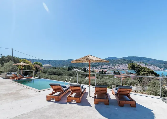 Nana Villa Skopelos Town